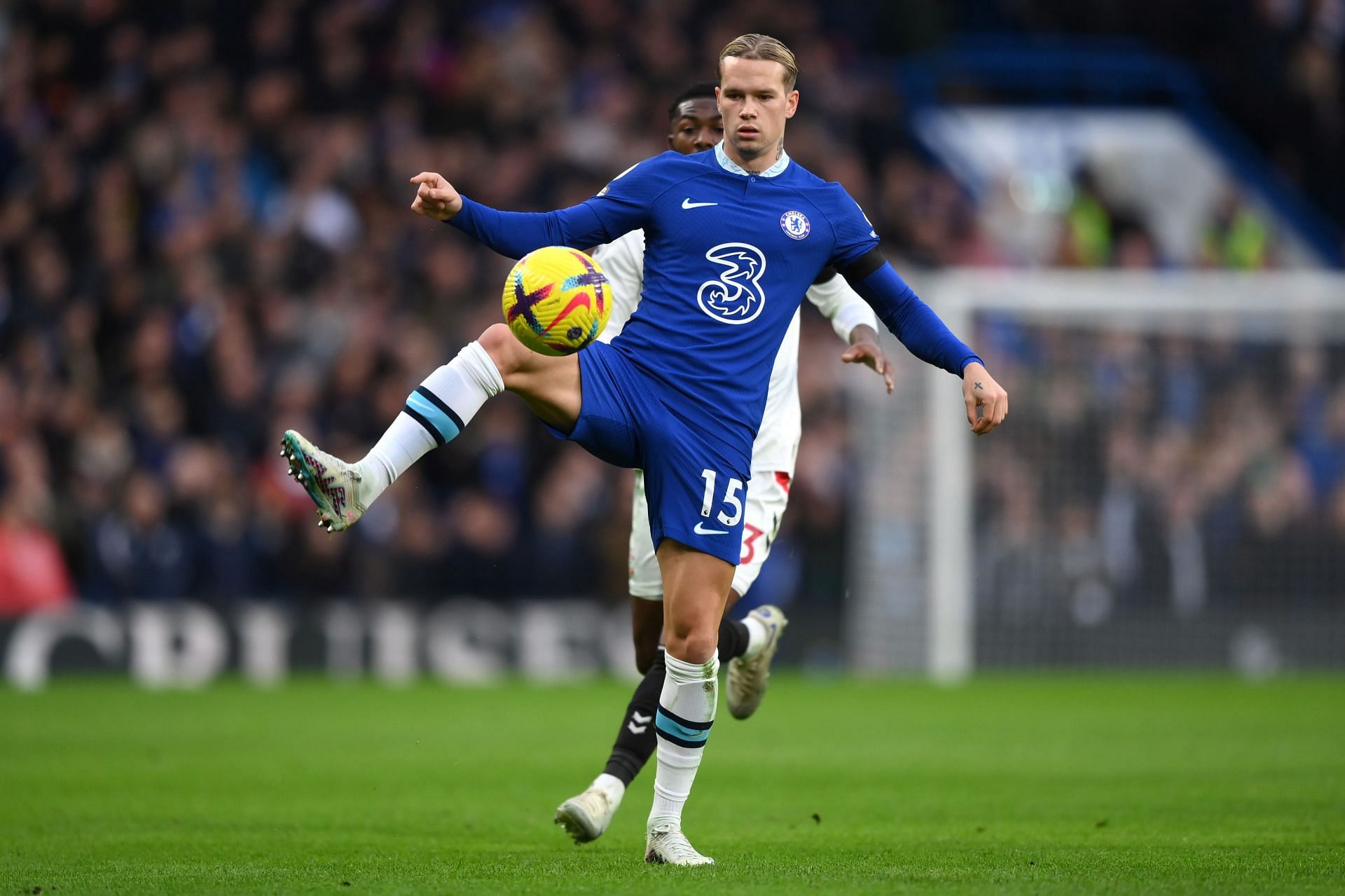 Mykhaylo Mudryk has endured a slow start to life at Stamford Bridge.